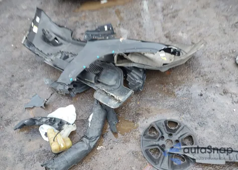 2017 Jeep Grand Cherokee Laredo 4X4 z USA, uszkodzony, nr VIN 1C4RJFAG4HC743550